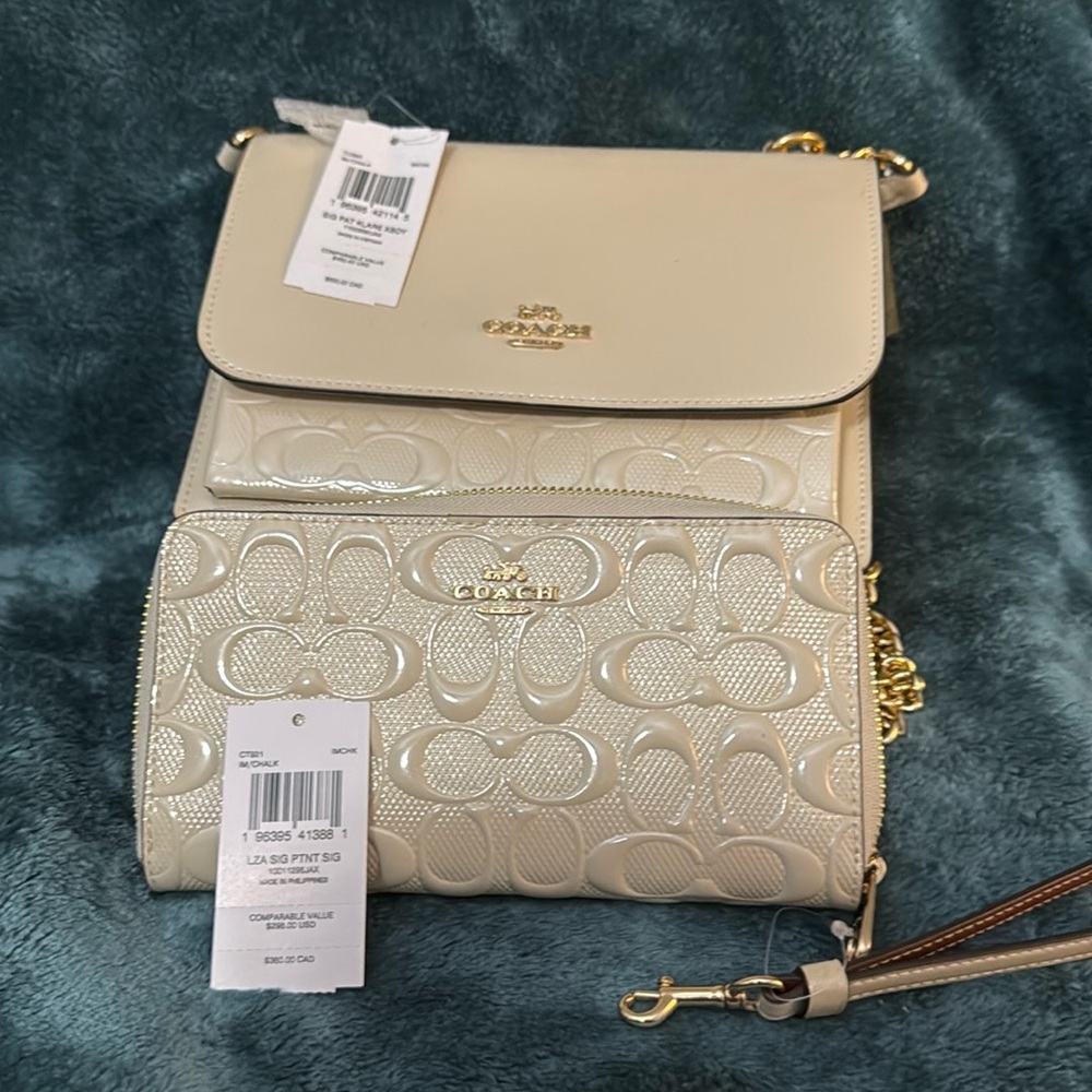 NWT Coach Klare Crossbody
NWT Coach wallet